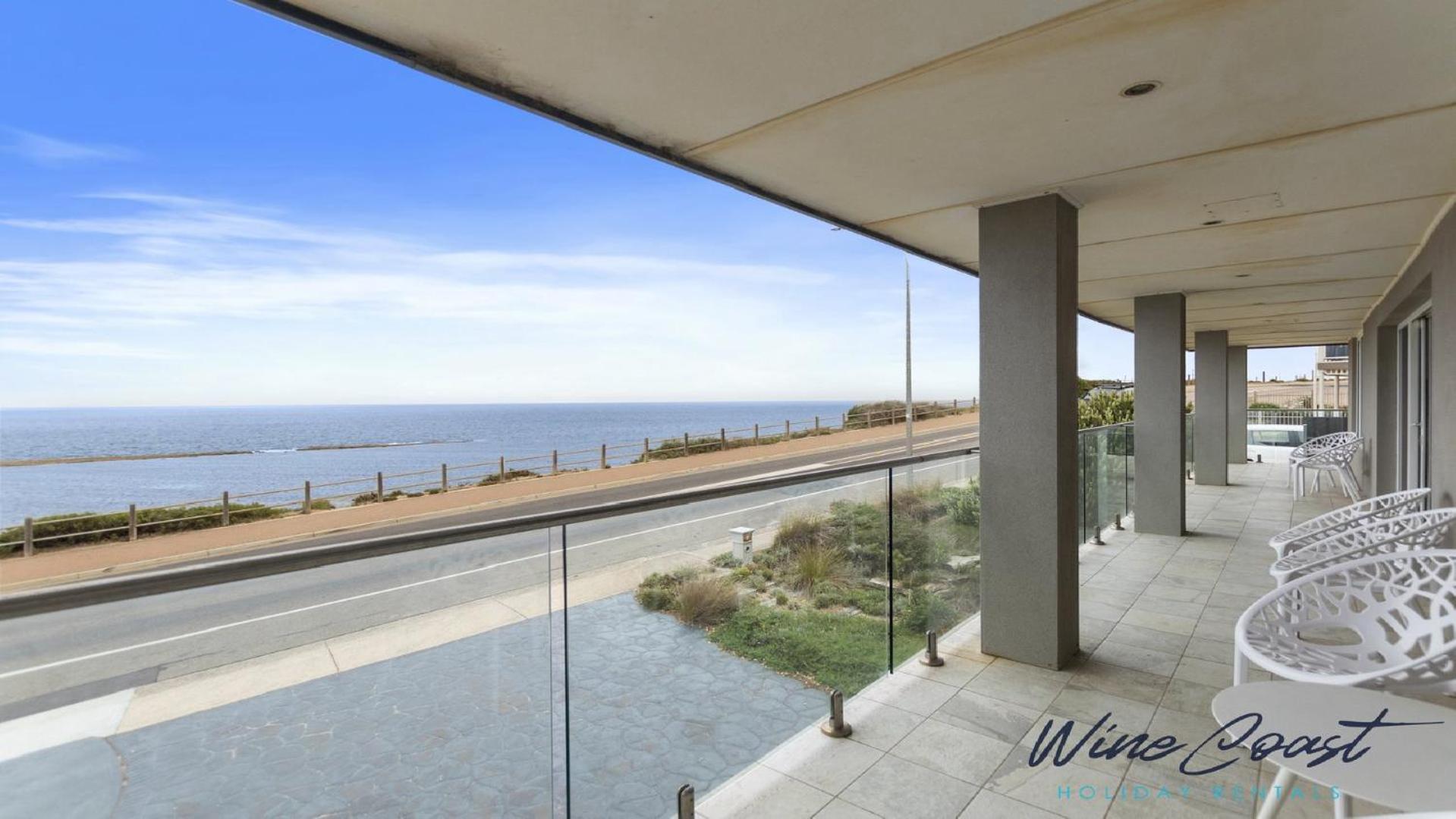 35 Degrees South By Wine Coast Holiday Rentals - Escape To The Fabulous 35 Degrees South By Wine Coast Holiday Rentals. Port Noarlunga Kültér fotó